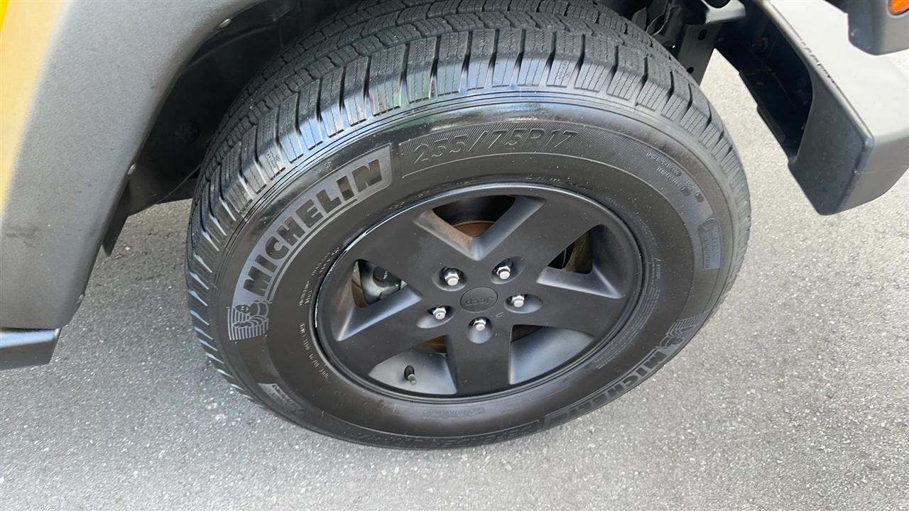 Jeep Wrangler Unlimited 4WD 4dr Sport 2015