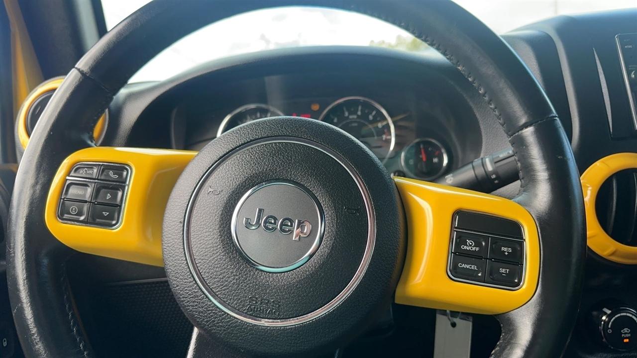 Jeep Wrangler Unlimited 4WD 4dr Sport 2015