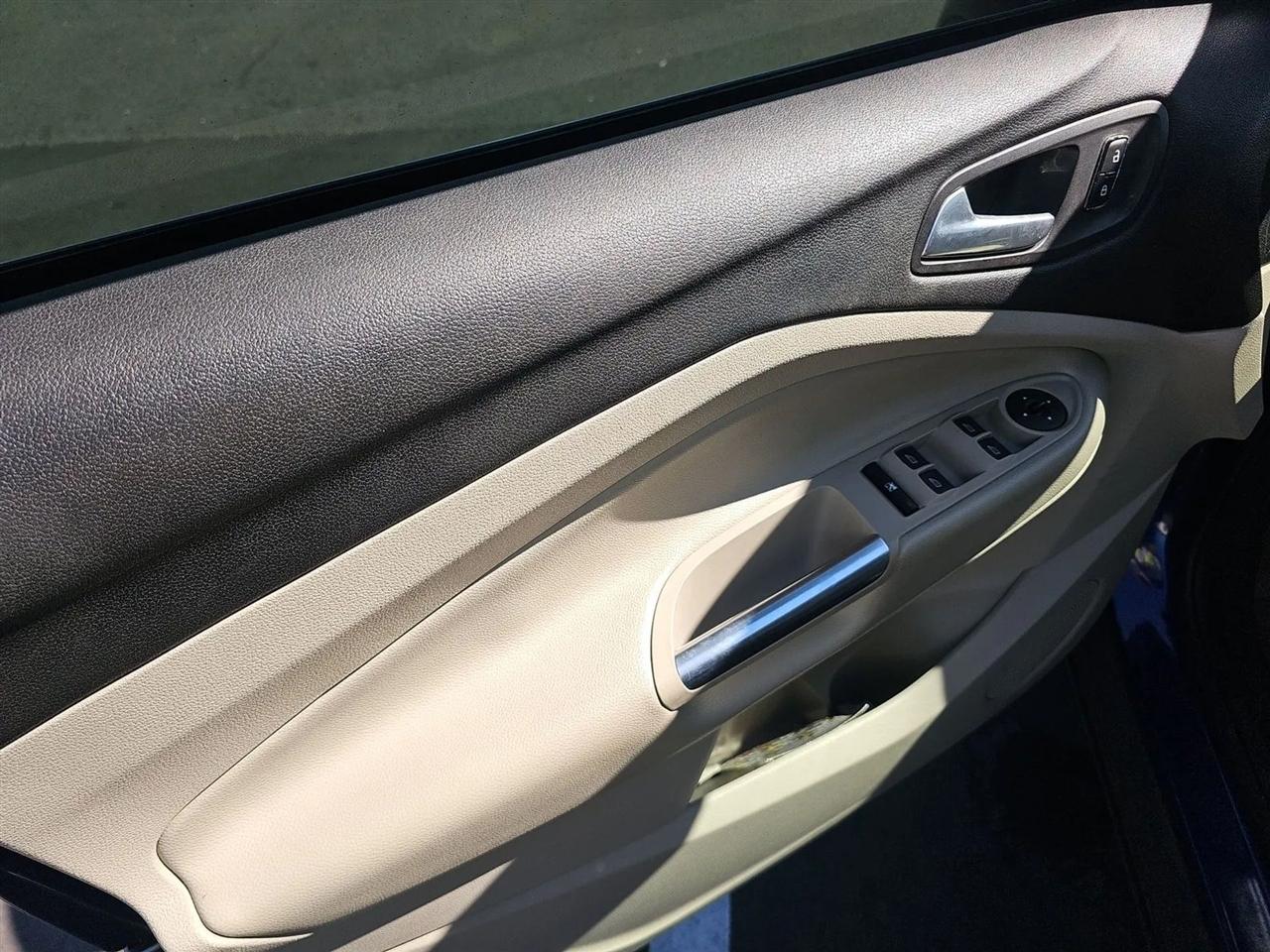 Ford Escape FWD 4dr SE 2013