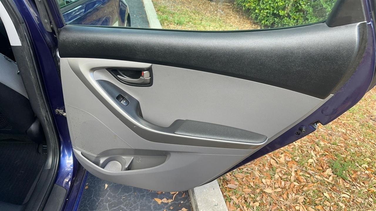 Hyundai Elantra 4dr Sdn Auto GLS (Alabama Plant) 2013