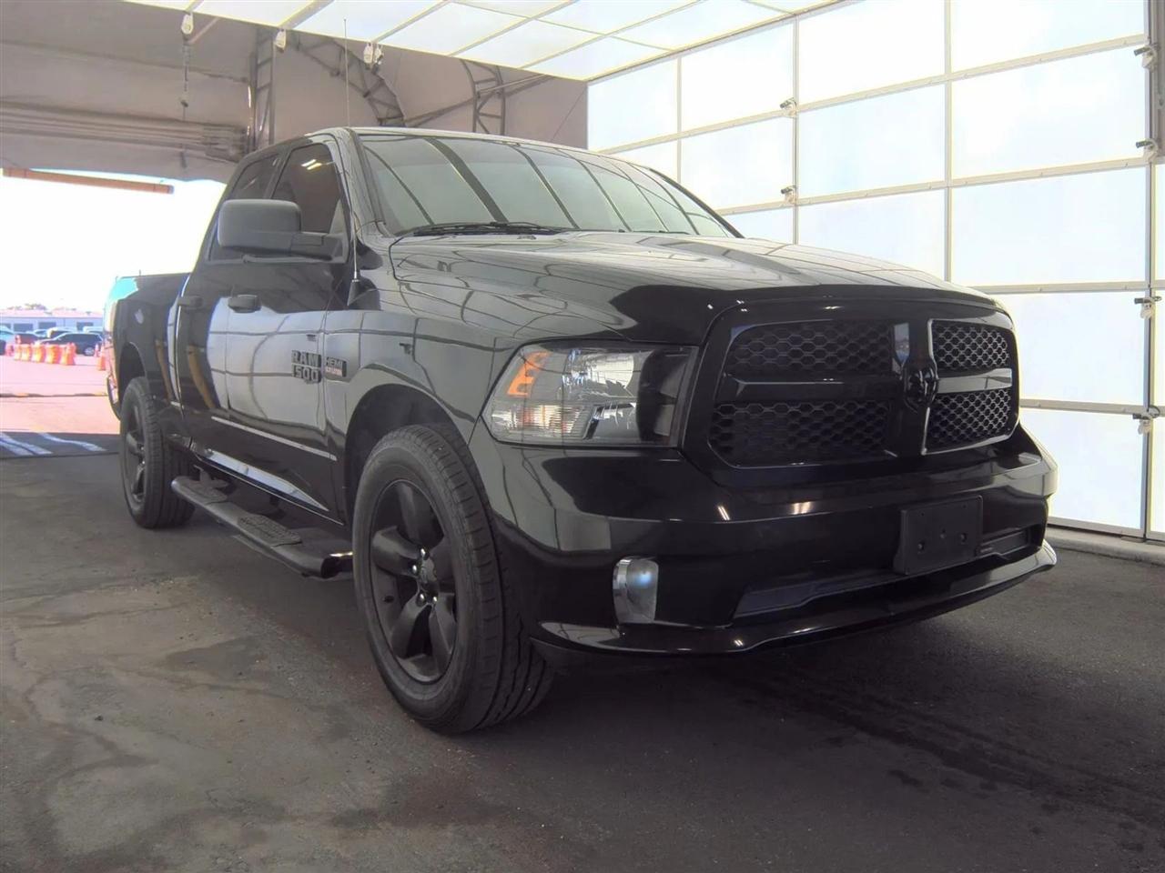 RAM 1500 Express 4x2 Quad Cab 6'4" Box 2018