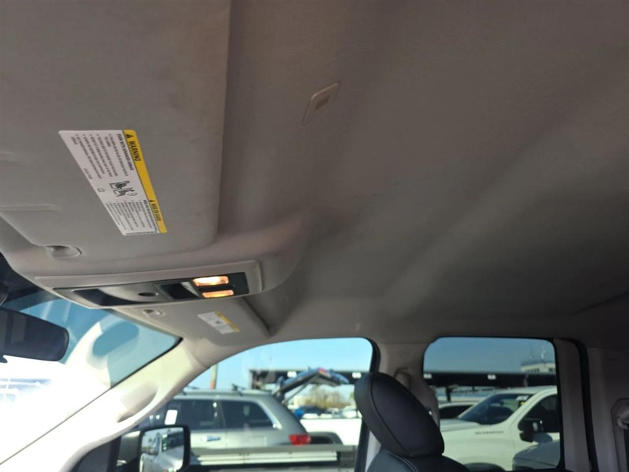 RAM 1500 Express 4x2 Quad Cab 6'4" Box 2018