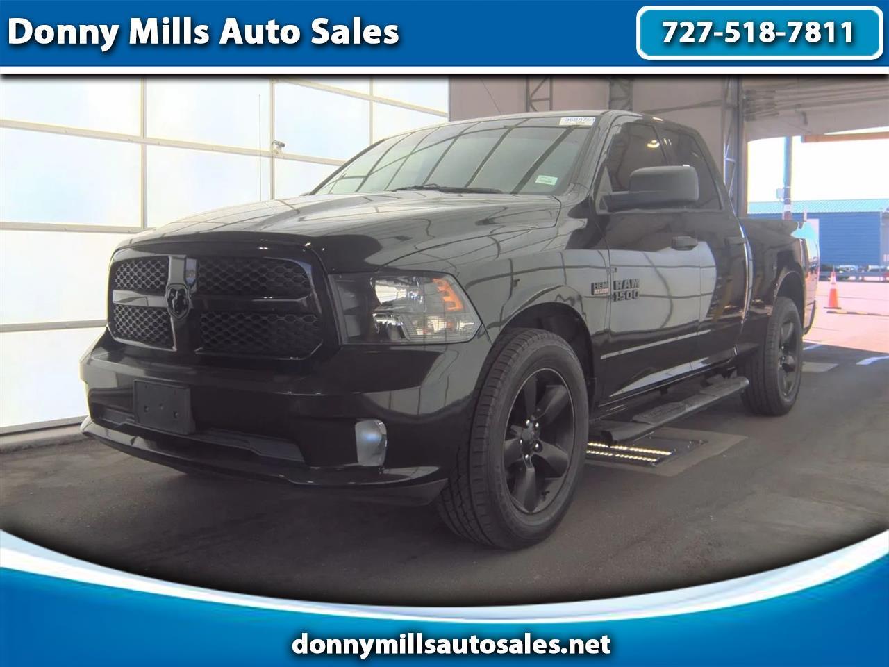 RAM 1500 Express 4x2 Quad Cab 6'4" Box 2018