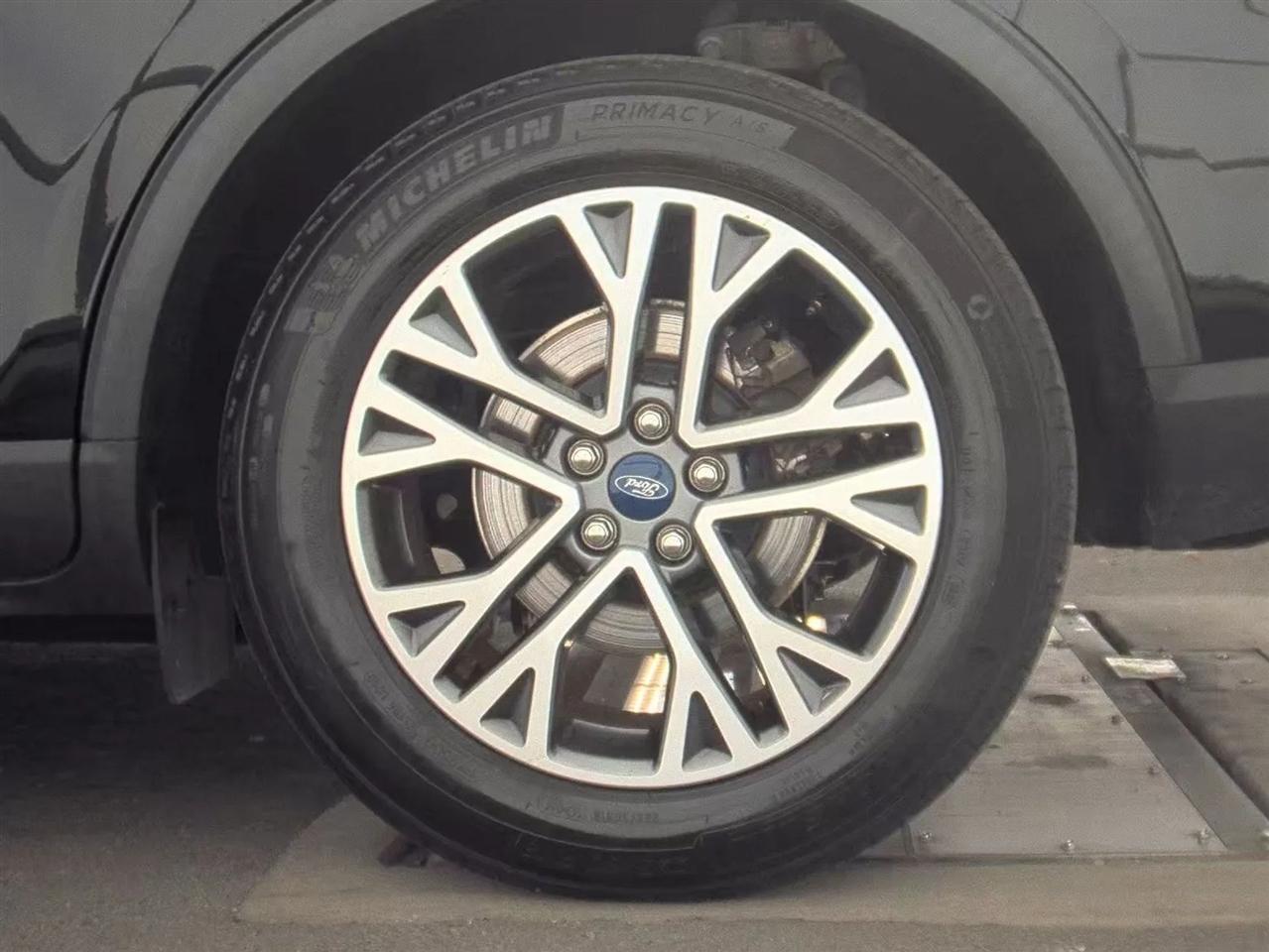 Ford Escape SEL FWD 2020