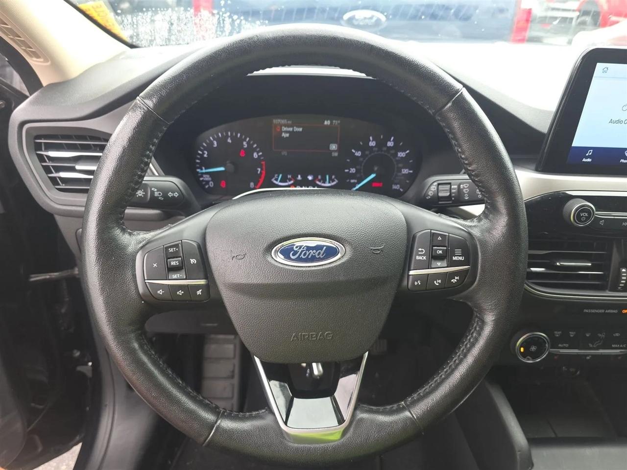 Ford Escape SEL FWD 2020