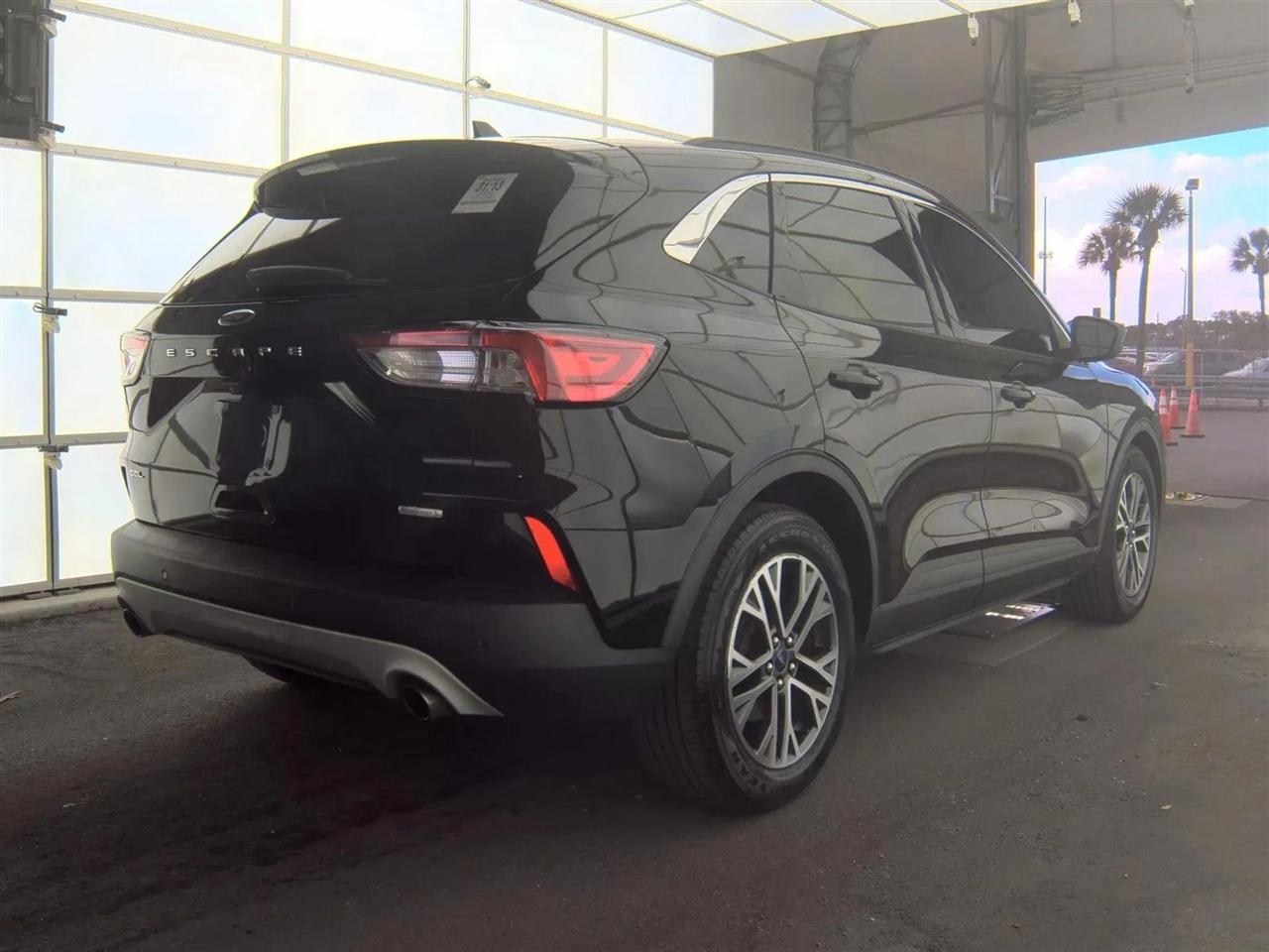 Ford Escape SEL FWD 2020