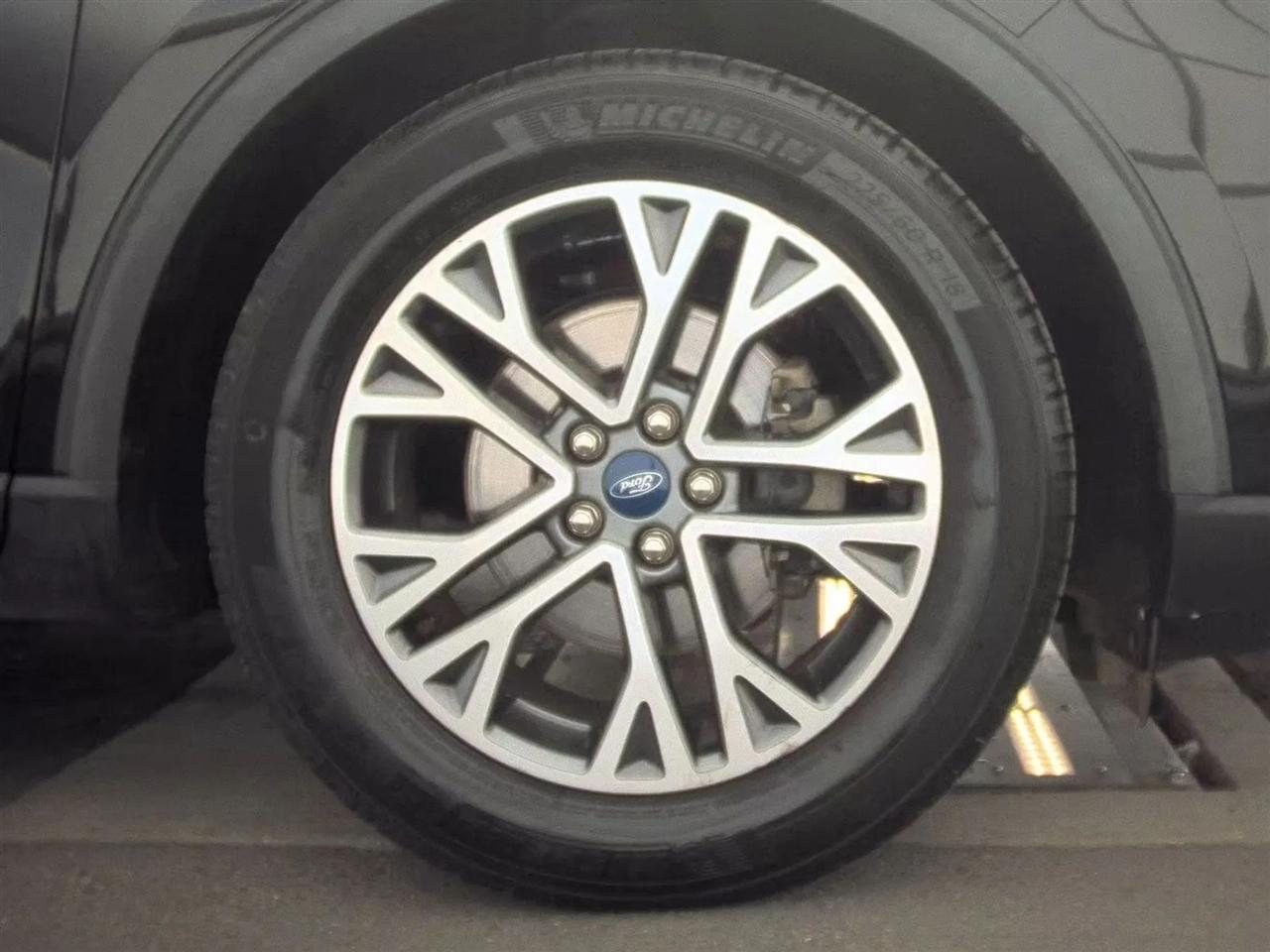 Ford Escape SEL FWD 2020