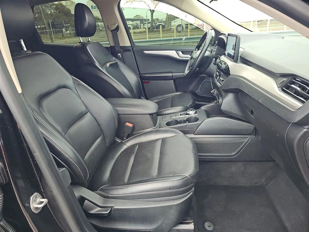 Ford Escape SEL FWD 2020