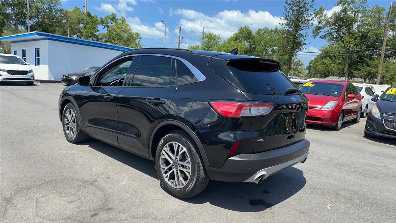 Ford Escape SEL FWD 2020