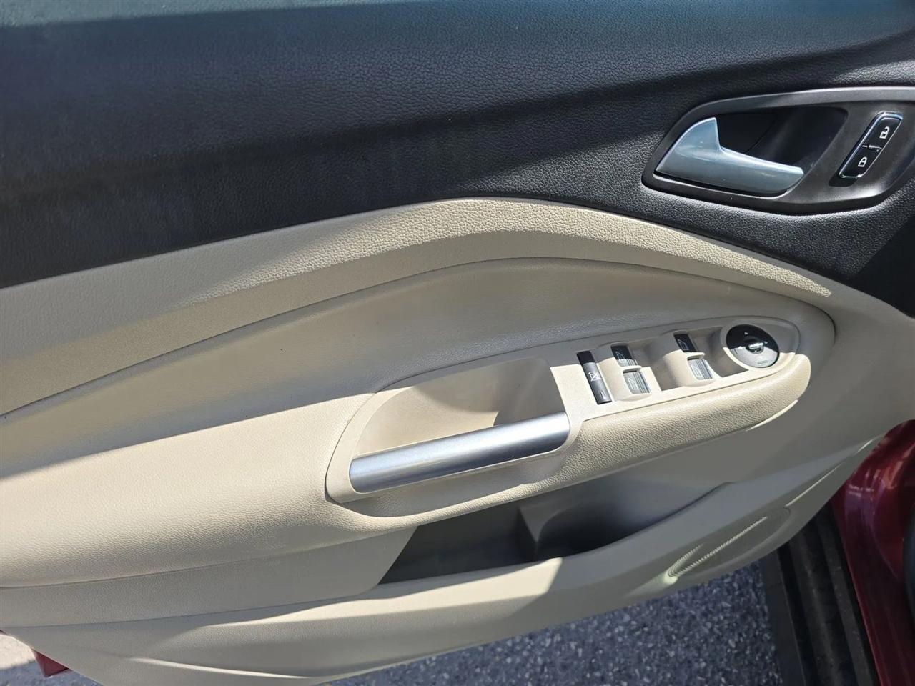 Ford C-Max Hybrid 5dr HB SE 2013