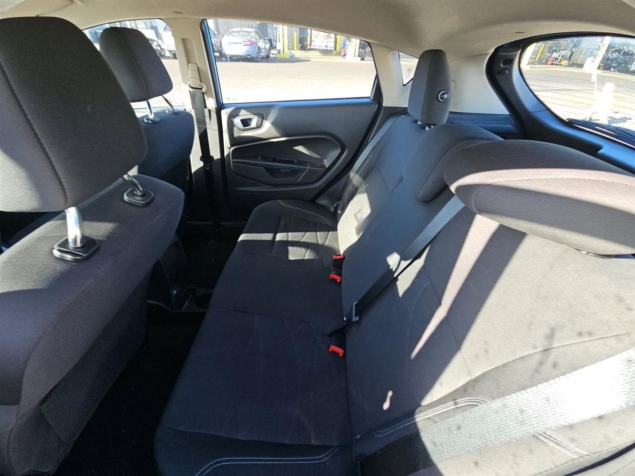 Ford Fiesta 5dr HB SE 2016