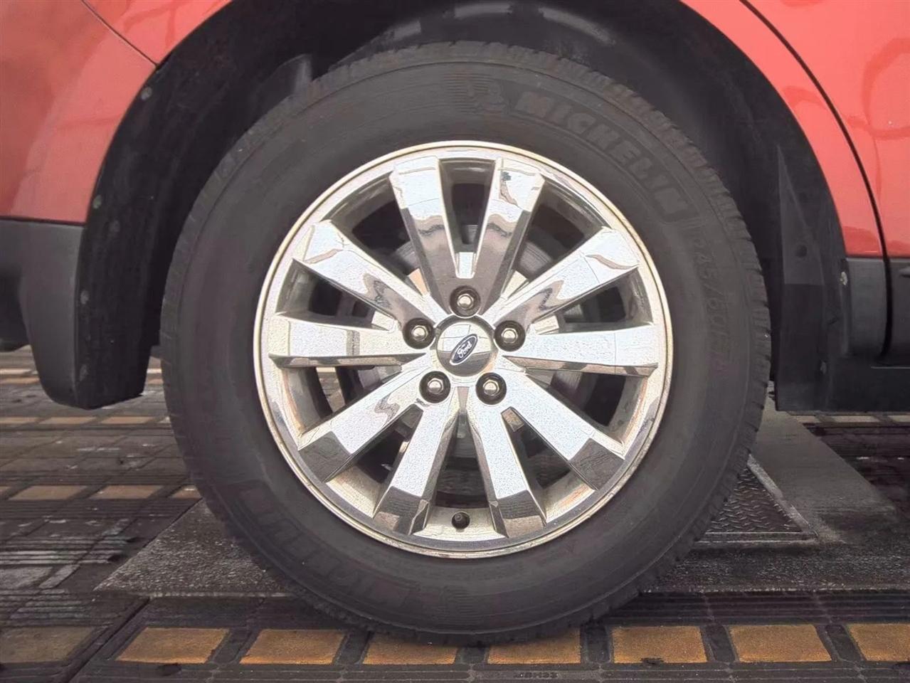 Ford Edge 4dr Limited FWD 2010