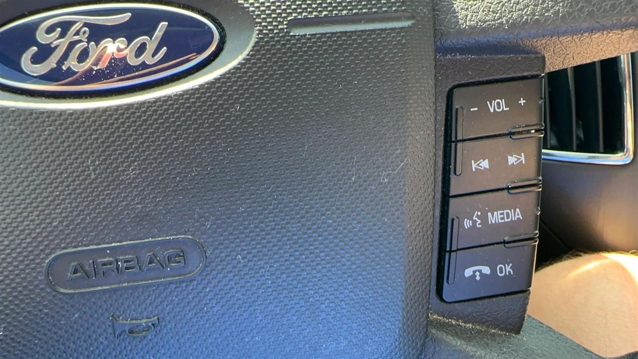 Ford Edge 4dr Limited FWD 2010