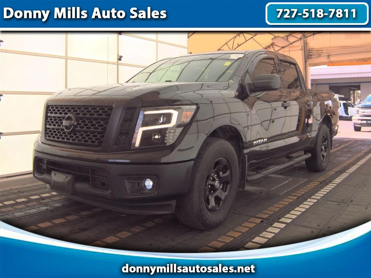Nissan Titan 4x4 Crew Cab S 2017