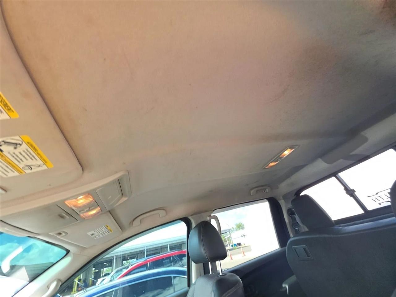 Nissan Titan 4x4 Crew Cab S 2017