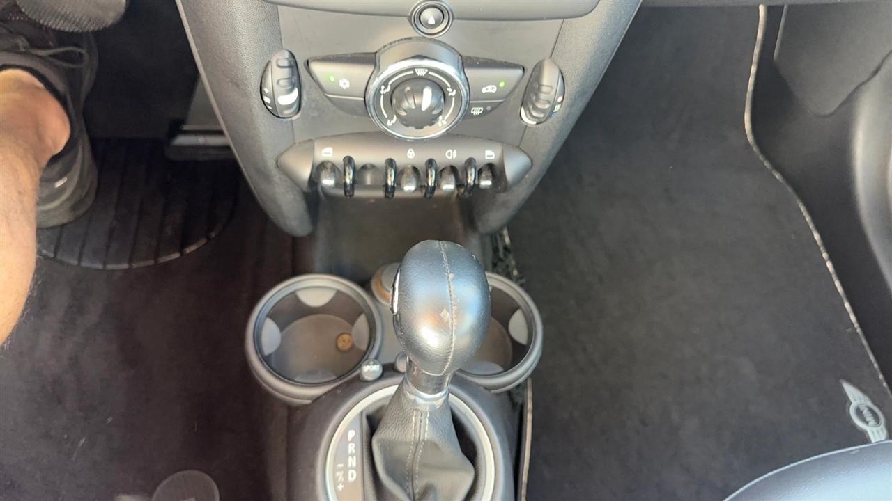 MINI Cooper Hardtop 2dr Cpe 2012