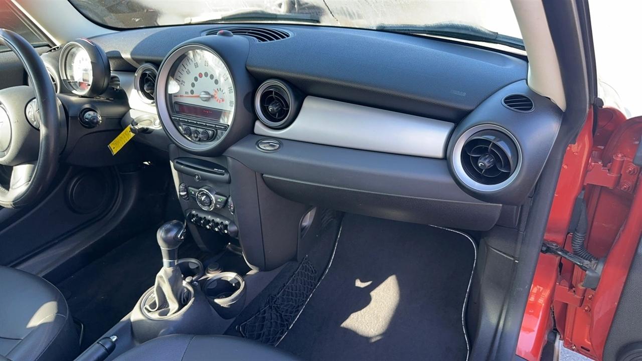 MINI Cooper Hardtop 2dr Cpe 2012