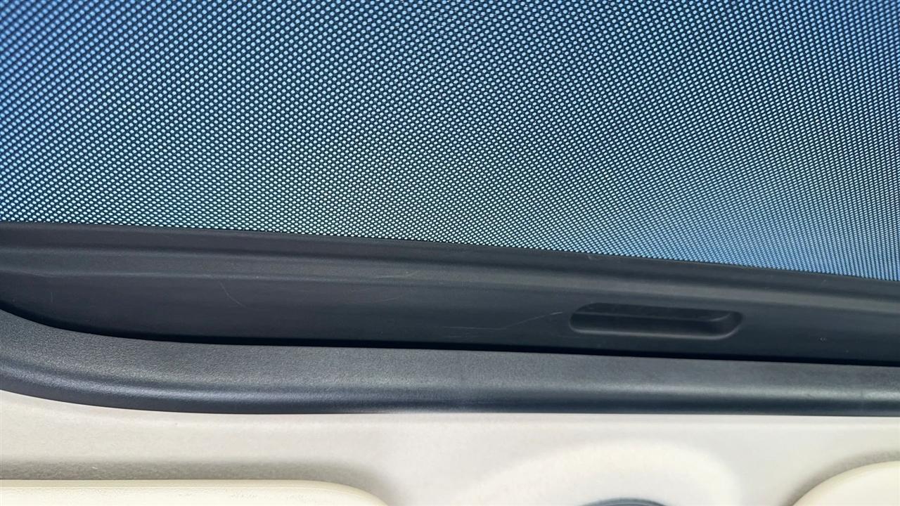 MINI Cooper Hardtop 2dr Cpe 2012