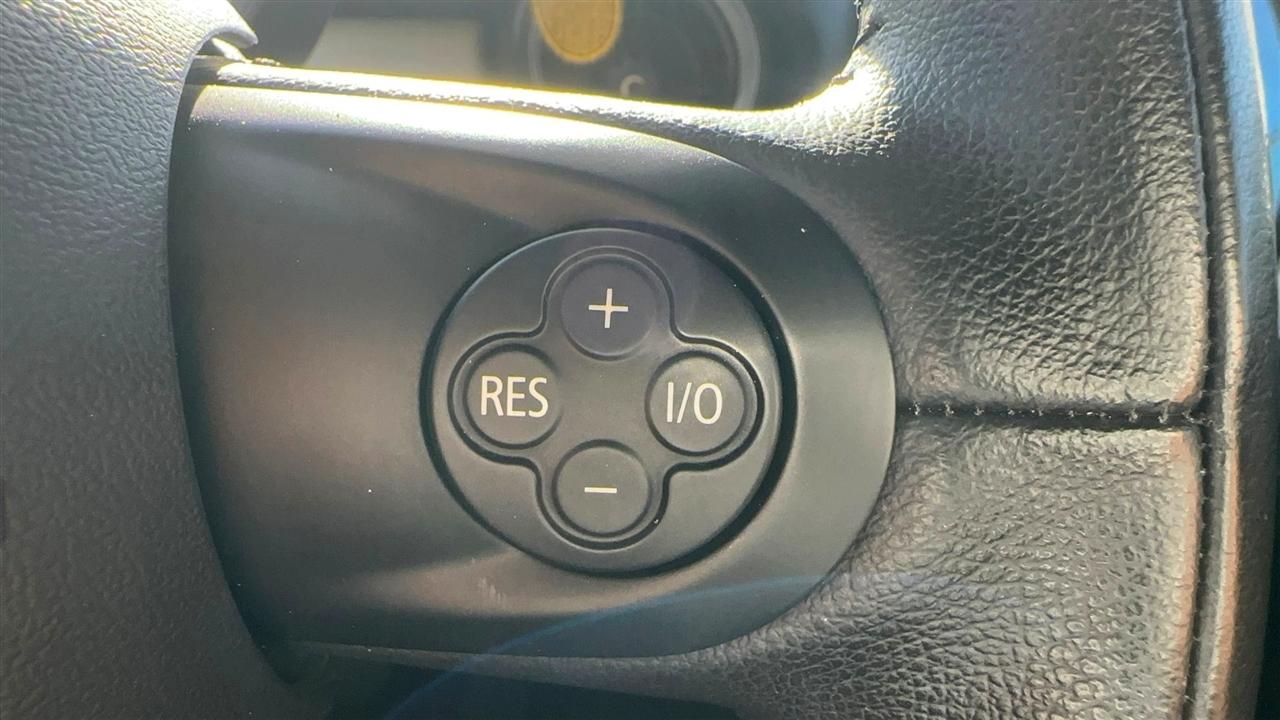 MINI Cooper Hardtop 2dr Cpe 2012