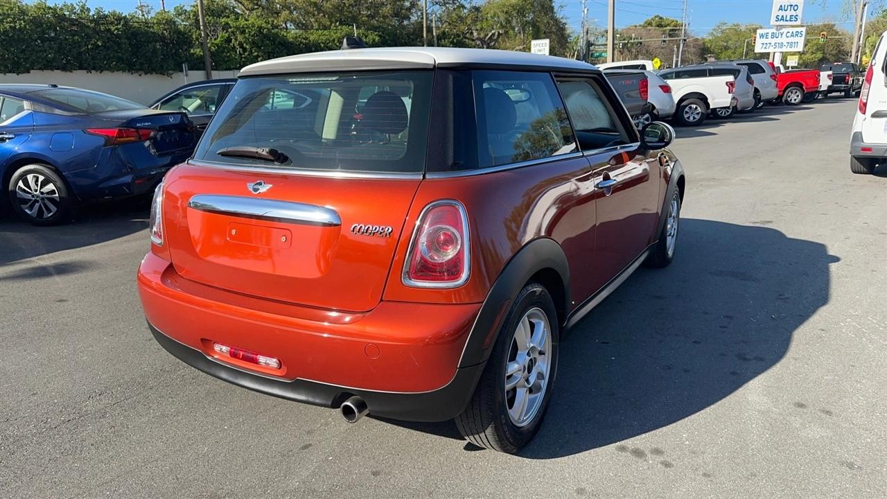 MINI Cooper Hardtop 2dr Cpe 2012