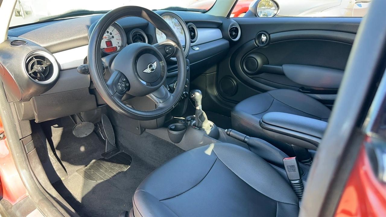 MINI Cooper Hardtop 2dr Cpe 2012