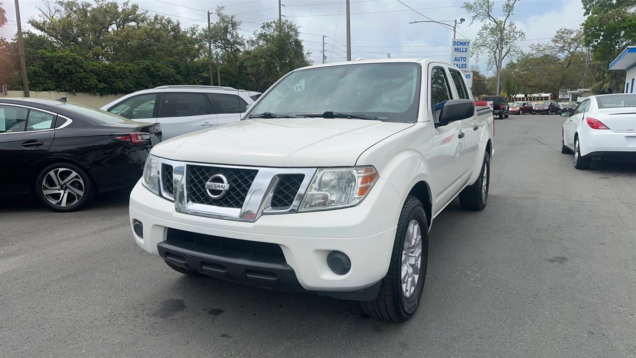 Nissan Frontier Crew Cab 4x2 SV V6 Auto 2018