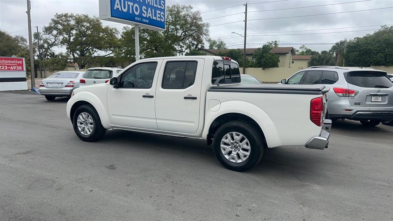 Nissan Frontier Crew Cab 4x2 SV V6 Auto 2018