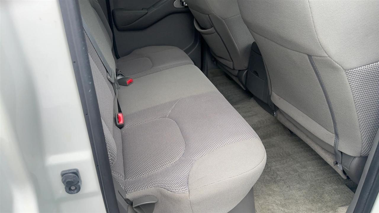 Nissan Frontier Crew Cab 4x2 SV V6 Auto 2018