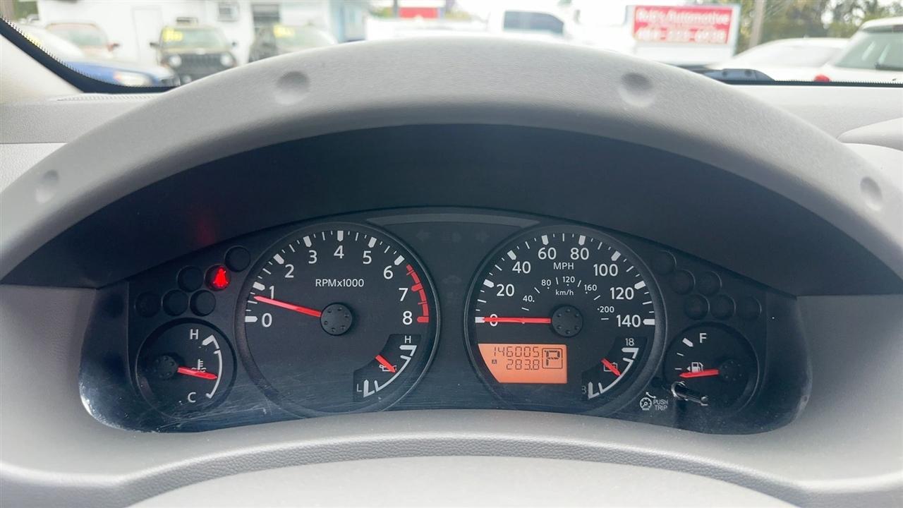 Nissan Frontier Crew Cab 4x2 SV V6 Auto 2018