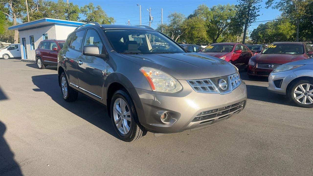 Nissan Rogue FWD 4dr SV 2013