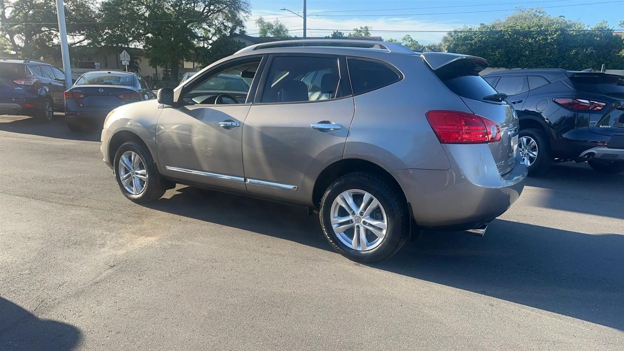 Nissan Rogue FWD 4dr SV 2013