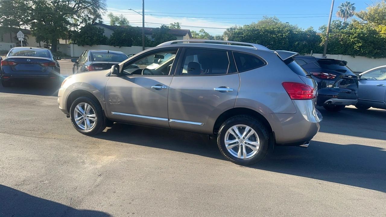 Nissan Rogue FWD 4dr SV 2013