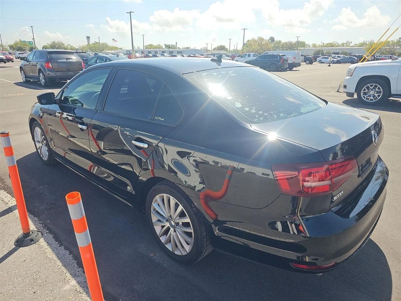 Volkswagen Jetta Sedan 4dr Auto 1.4T S 2016