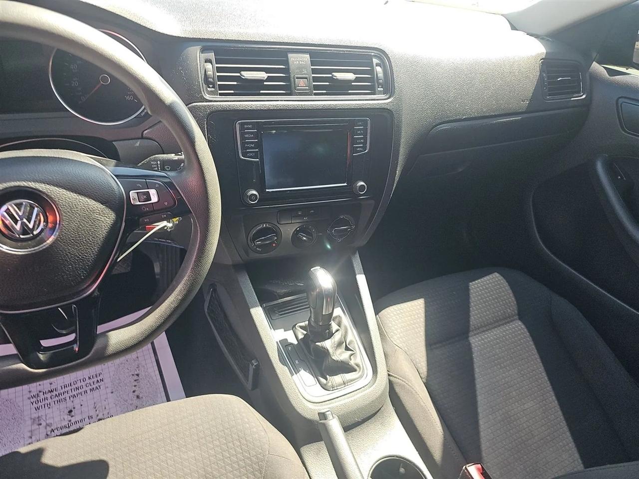 Volkswagen Jetta Sedan 4dr Auto 1.4T S 2016