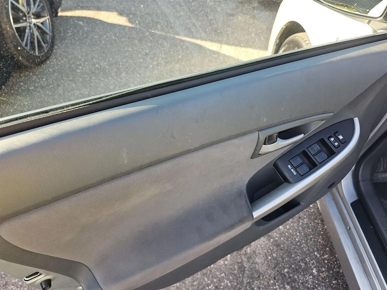 Toyota Prius 5dr HB III (Natl) 2010