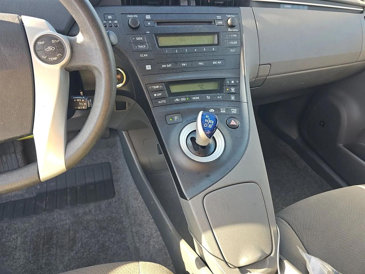 Toyota Prius 5dr HB III (Natl) 2010