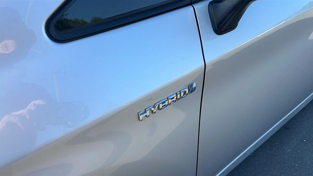 Toyota Prius 5dr HB III (Natl) 2010