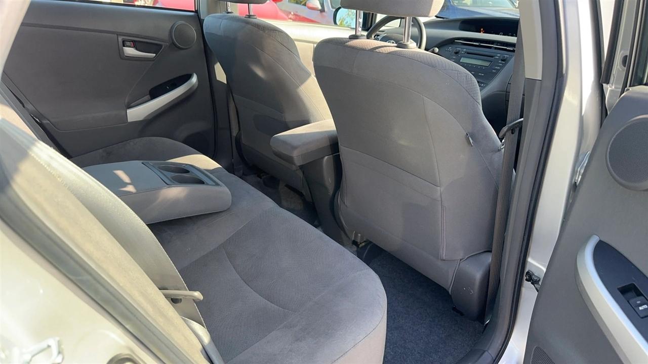 Toyota Prius 5dr HB III (Natl) 2010