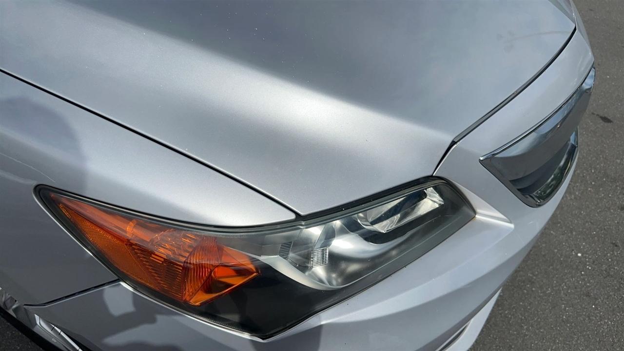 Acura ILX 4dr Sdn 2.0L 2013