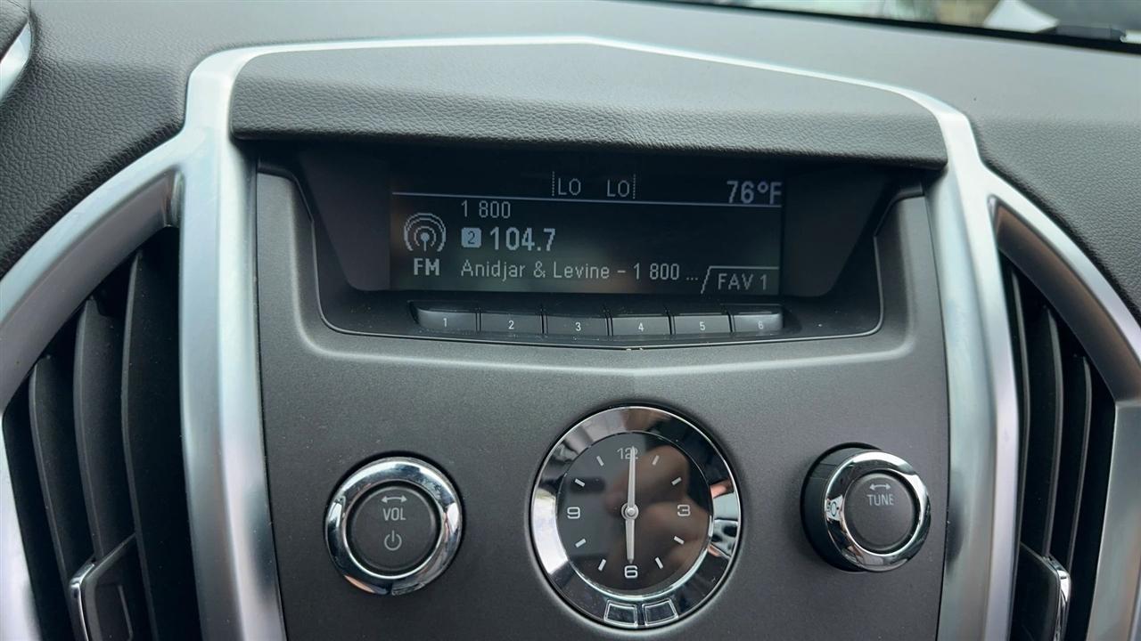 Cadillac SRX FWD 4dr Base 2012