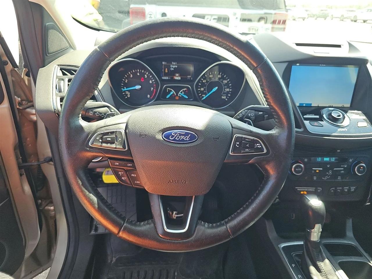 Ford Escape Titanium FWD 2017