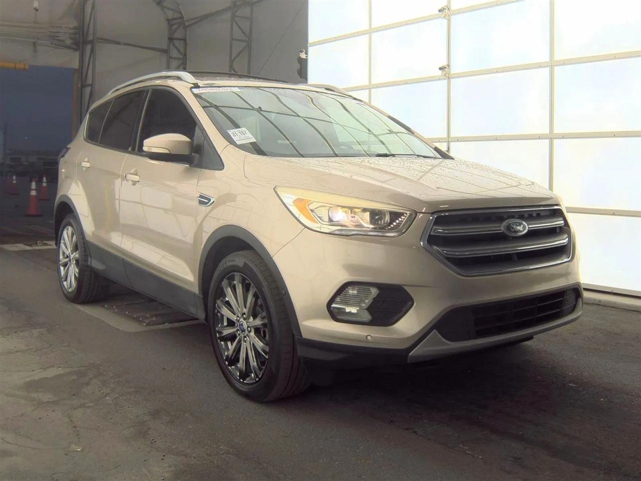 Ford Escape Titanium FWD 2017