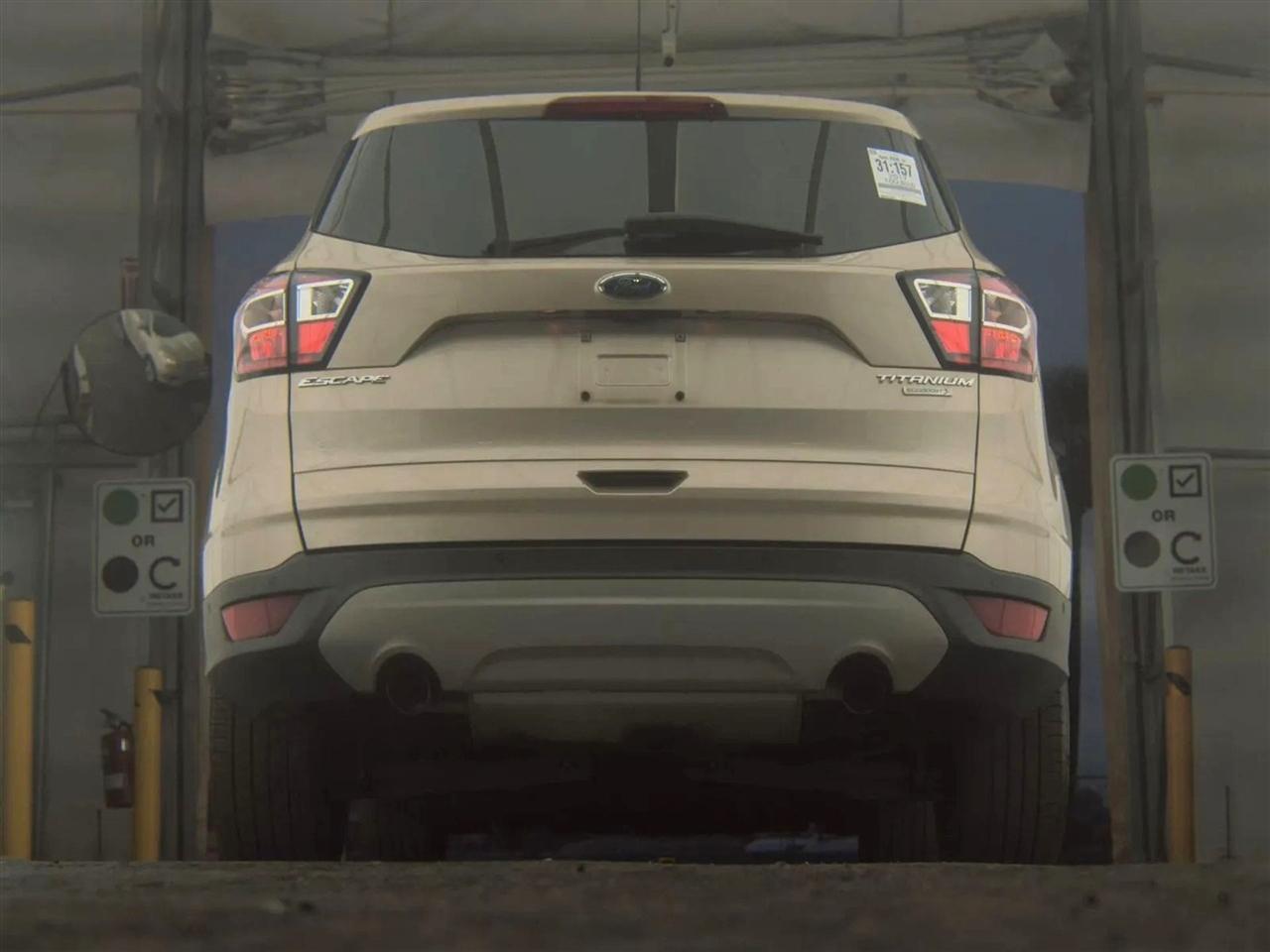 Ford Escape Titanium FWD 2017