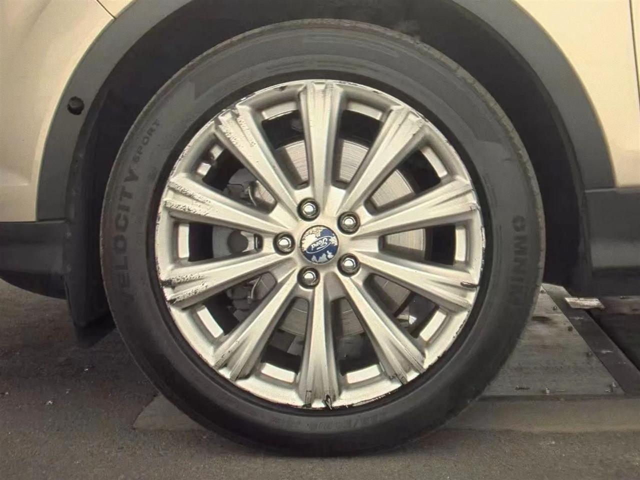 Ford Escape Titanium FWD 2017