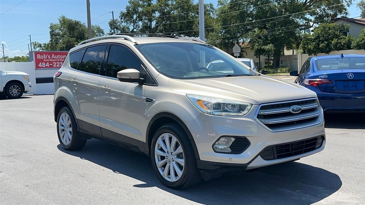 Ford Escape Titanium FWD 2017