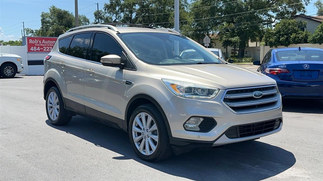 Ford Escape Titanium FWD 2017