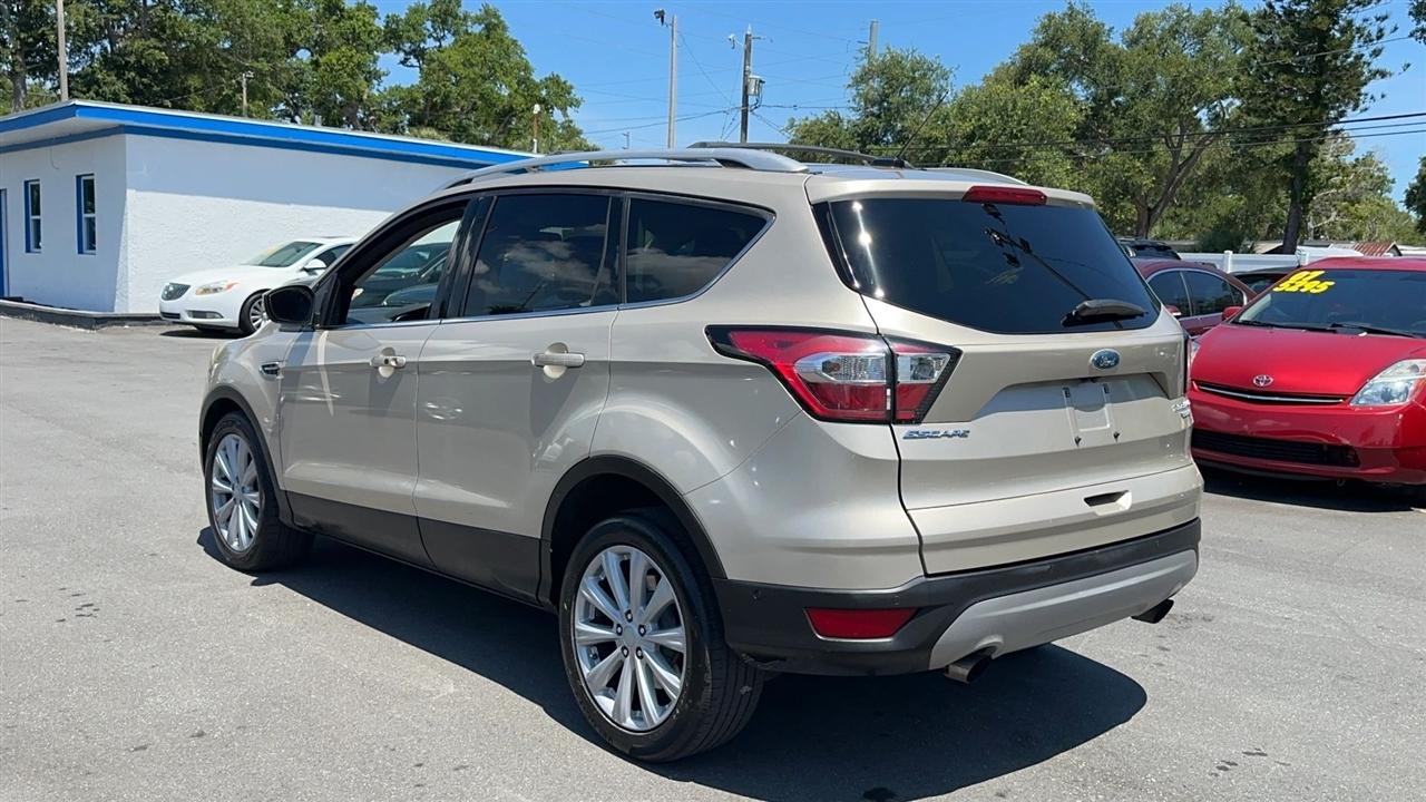 Ford Escape Titanium FWD 2017