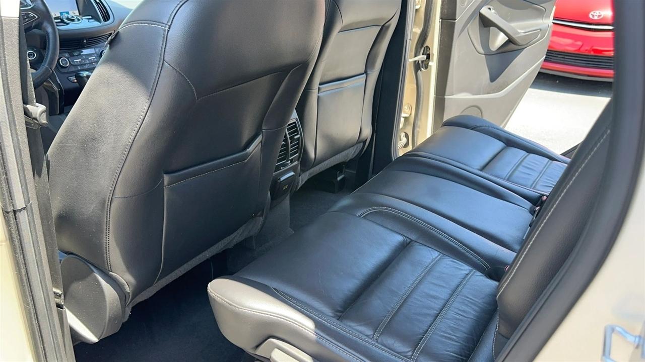 Ford Escape Titanium FWD 2017