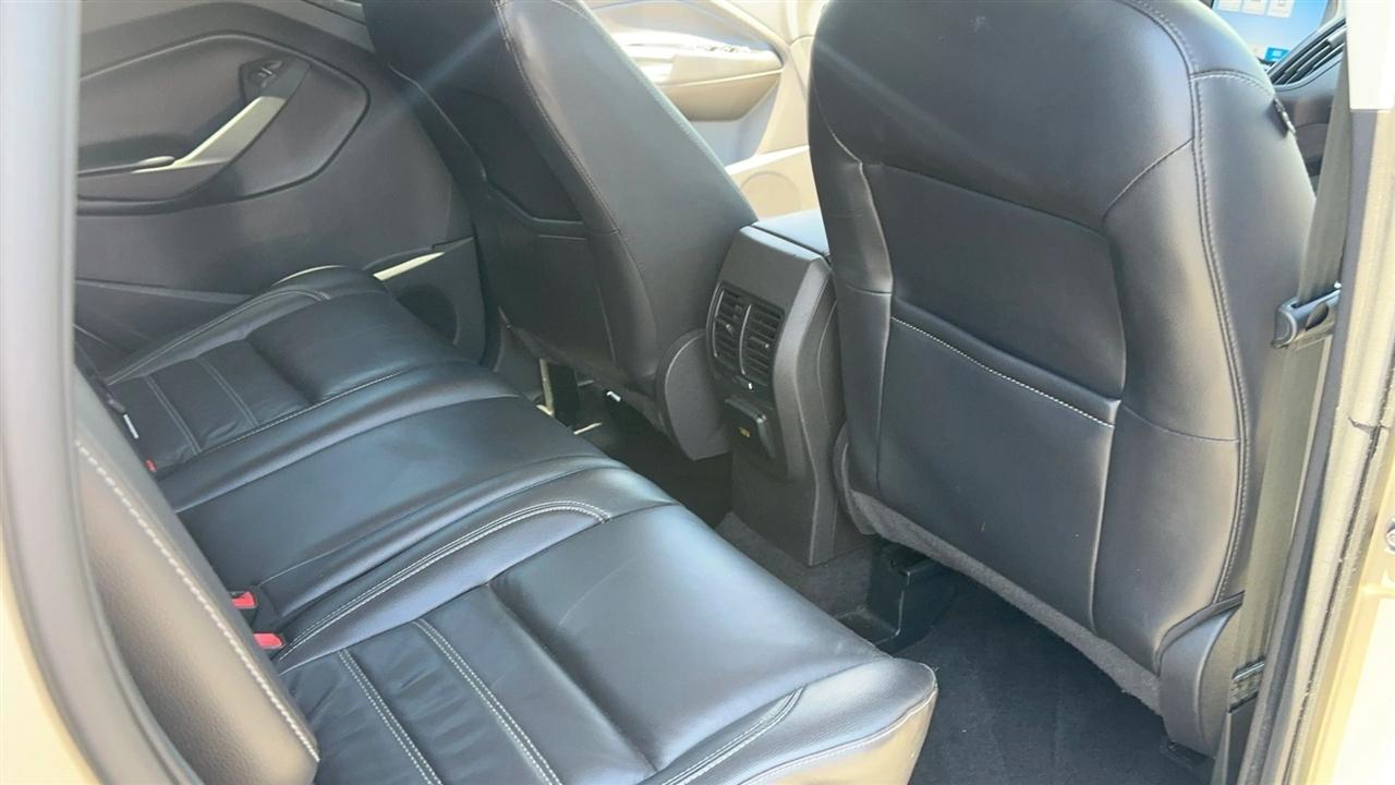 Ford Escape Titanium FWD 2017