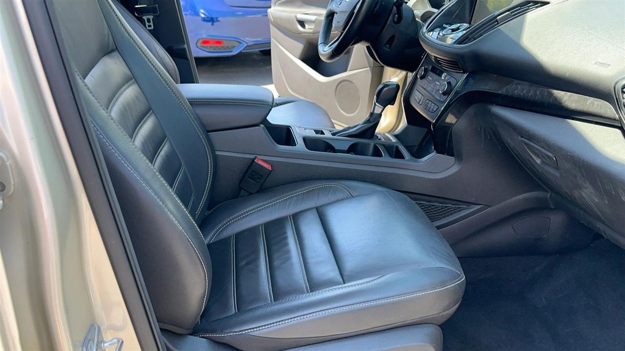Ford Escape Titanium FWD 2017